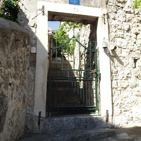 Guest house Manda